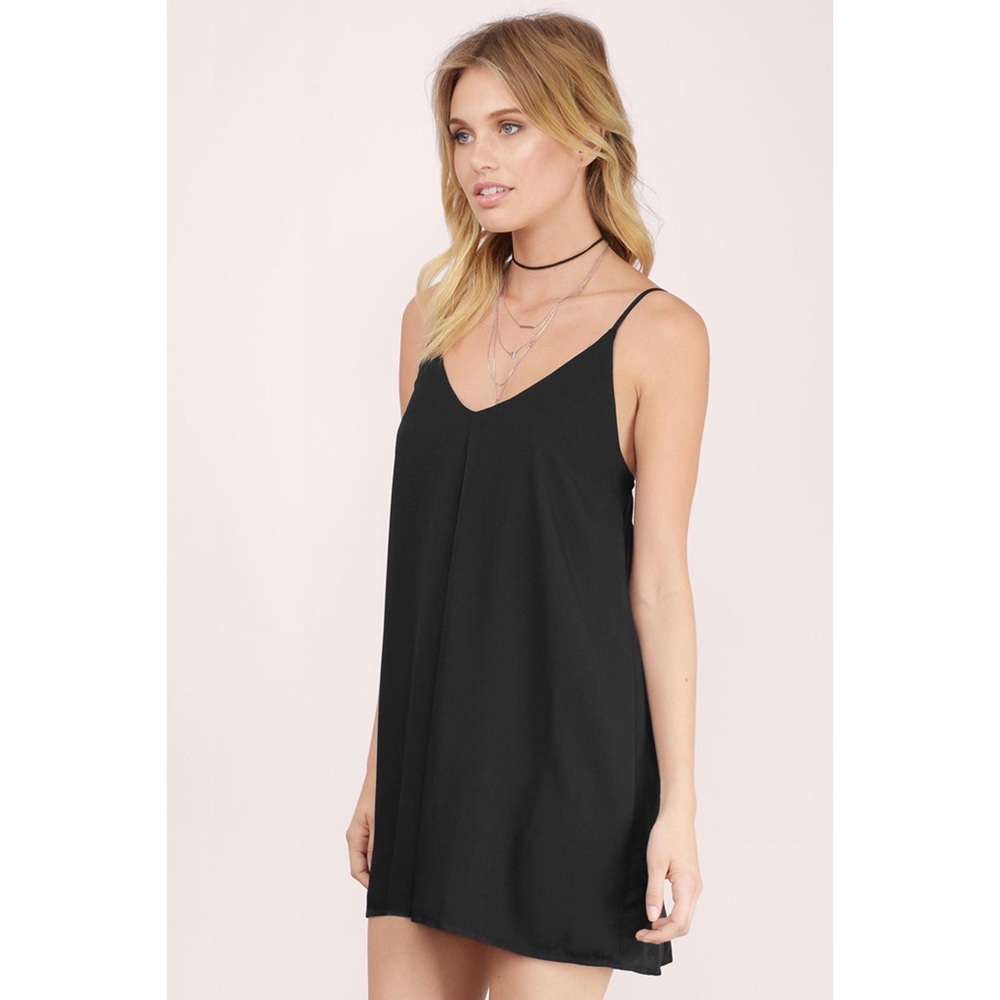 Tobi Black Feelin’ Cami Shift Dress